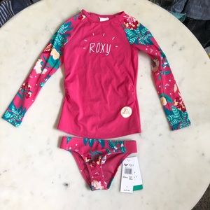 Roxy swim size 4 NWT